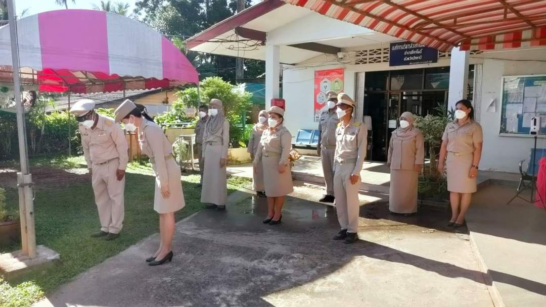 เคารพธงชาติ เพื่อแสดงถึงความจงรักภักดี ต่อ ชาติ ศาสน์  กษัตริย์ และเพื่อให้เกิดความพร้อมเพรียง เป็นแบบอย่างที่ดีแก่ผู้รับบริการ ประจำปี 2564